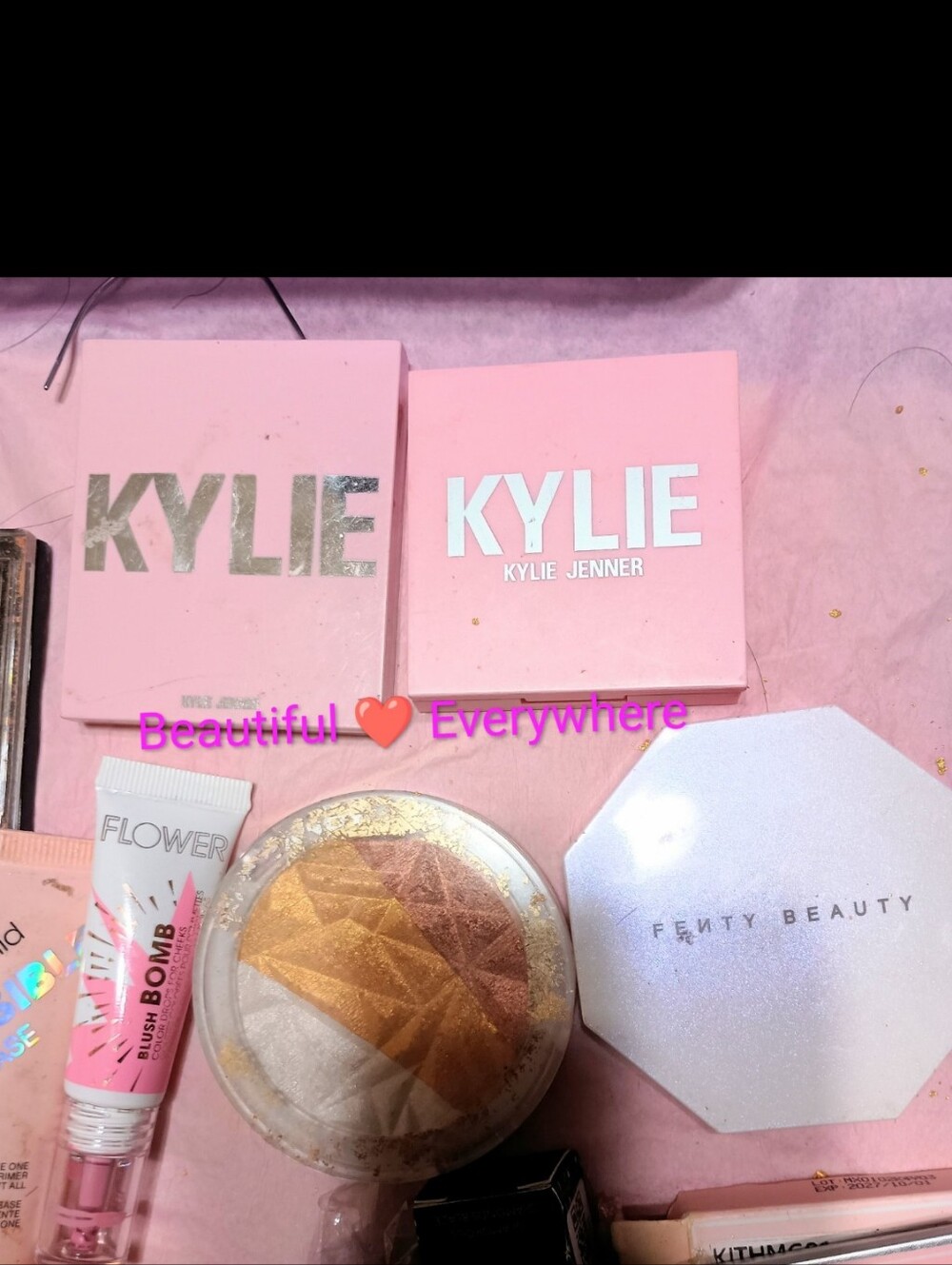 Makeup Bundle - Picture 6 of 7